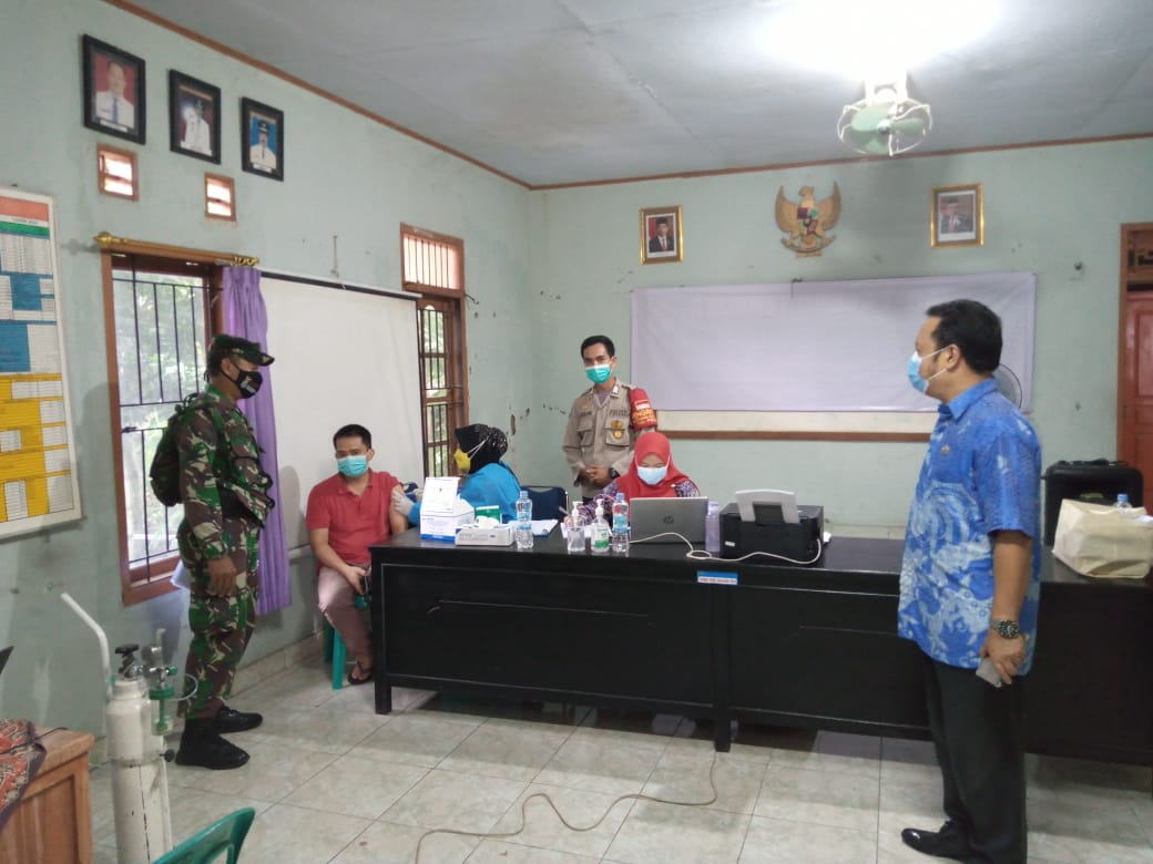 Polsek Panongan Gelar Vaksinasi 491 Warga Tangerang