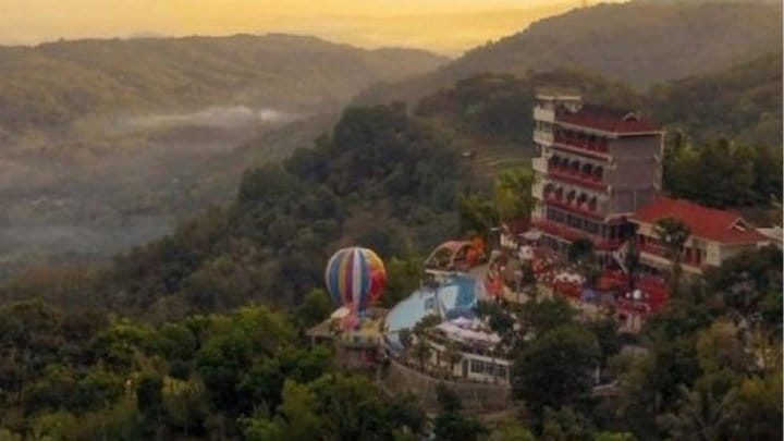 Little Tokyo Jogja, Tempat Staycation dan Kulineran Sembari Menikmati Keindahan Negeri Sakura di Yogyakarta