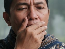 Waspada Musim Batuk Pilek! Kenali Gejala Pusing, Demam, dan Sakit Tenggorokan Hingga ke Telinga