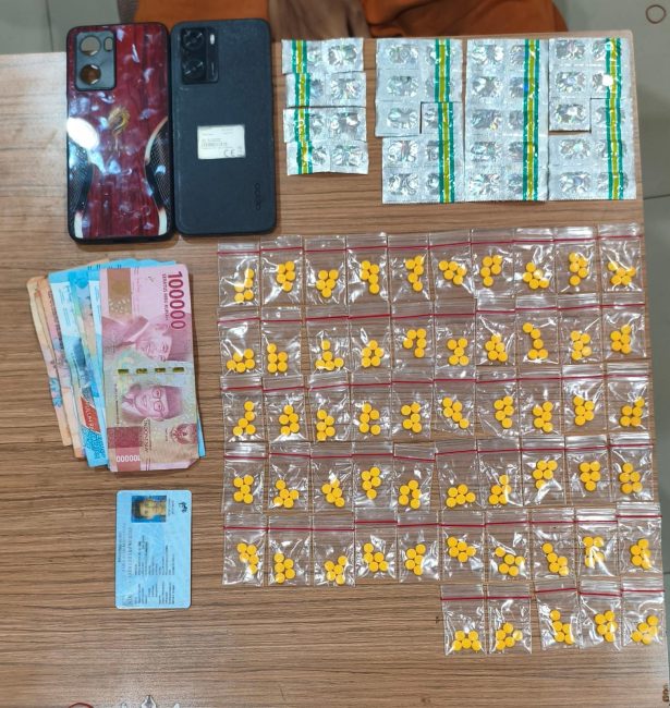 Polisi Amankan Ratusan Butir Obat Keras Tanpa Izin Edar di Teluknaga
