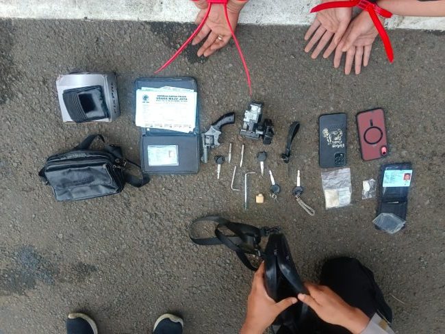 Dua Pelaku Curanmor Ditangkap Usai Kejar-kejaran Dini Hari, Polisi Sita Kunci T dan Pistol Mainan
