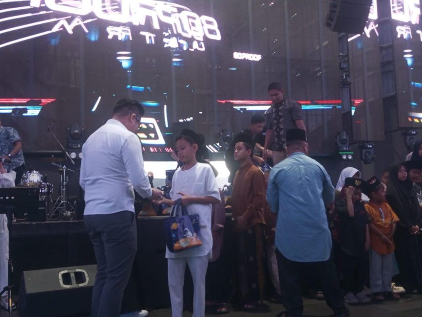 Wujudkan Moto Bermanfaat, 80 Proof Ultra Santuni Ratusan Anak Yatim di Pagedangan Tangerang