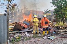 Kebakaran Rumah Tiba-tiba? BPBD Kota Tangerang Imbau Tetap Tenang dan Segera Hubungi 112