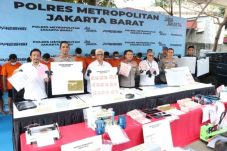 11 Tersangka Jaringan Uang Palsu Ditangkap, Produksi di Tasik dan Banyumas