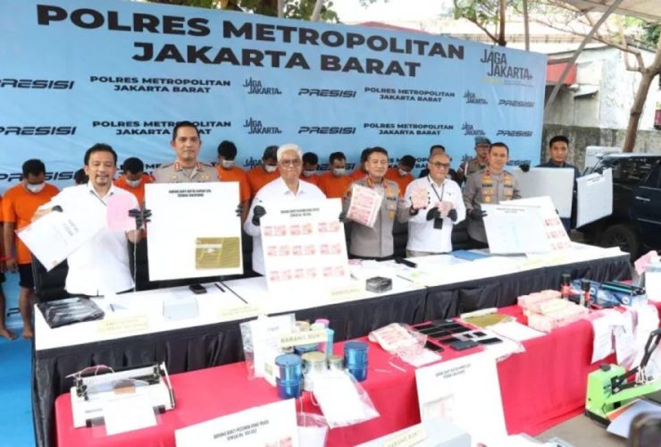 11 Tersangka Jaringan Uang Palsu Ditangkap, Produksi di Tasik dan Banyumas