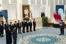 Suahasil Nazara Resmi Gantikan Purbaya di Kursi Menkeu